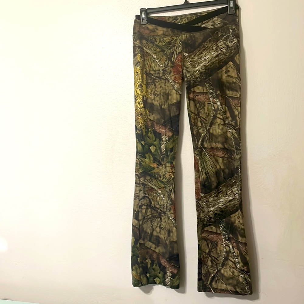 Girls With Guns GWG Camo Yoga Pants